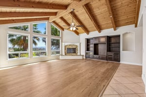 Alta Vista Dr-S1409-010.jpg