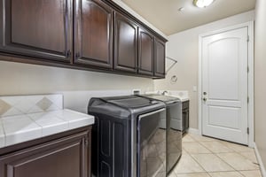Alta Vista Dr-S1409-049.jpg