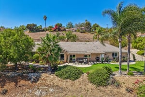 Alta Vista Dr-S1409-074.jpg