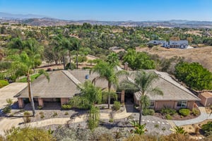 Alta Vista Dr-S1409-083.jpg