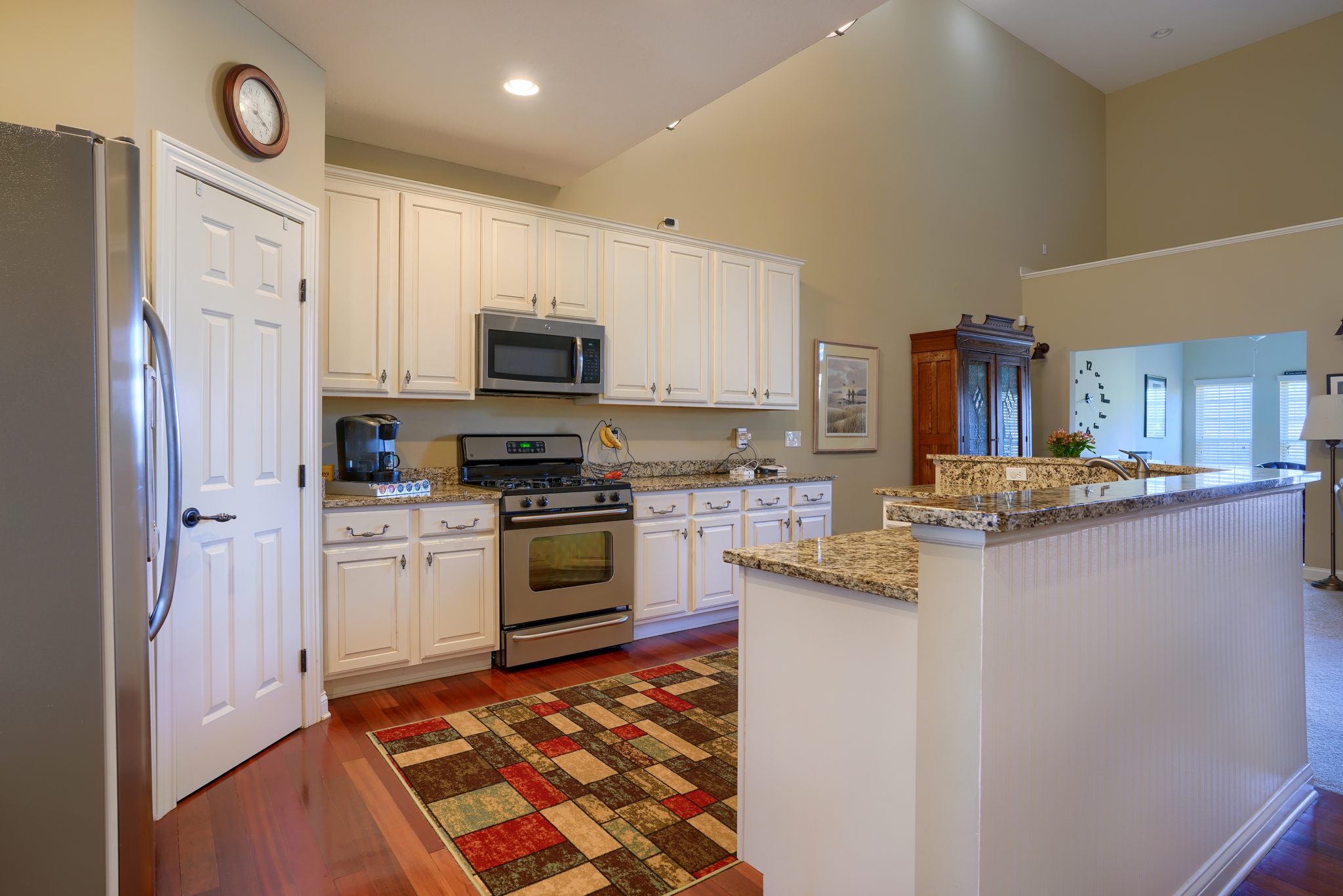 3676 Sutton Place (27)