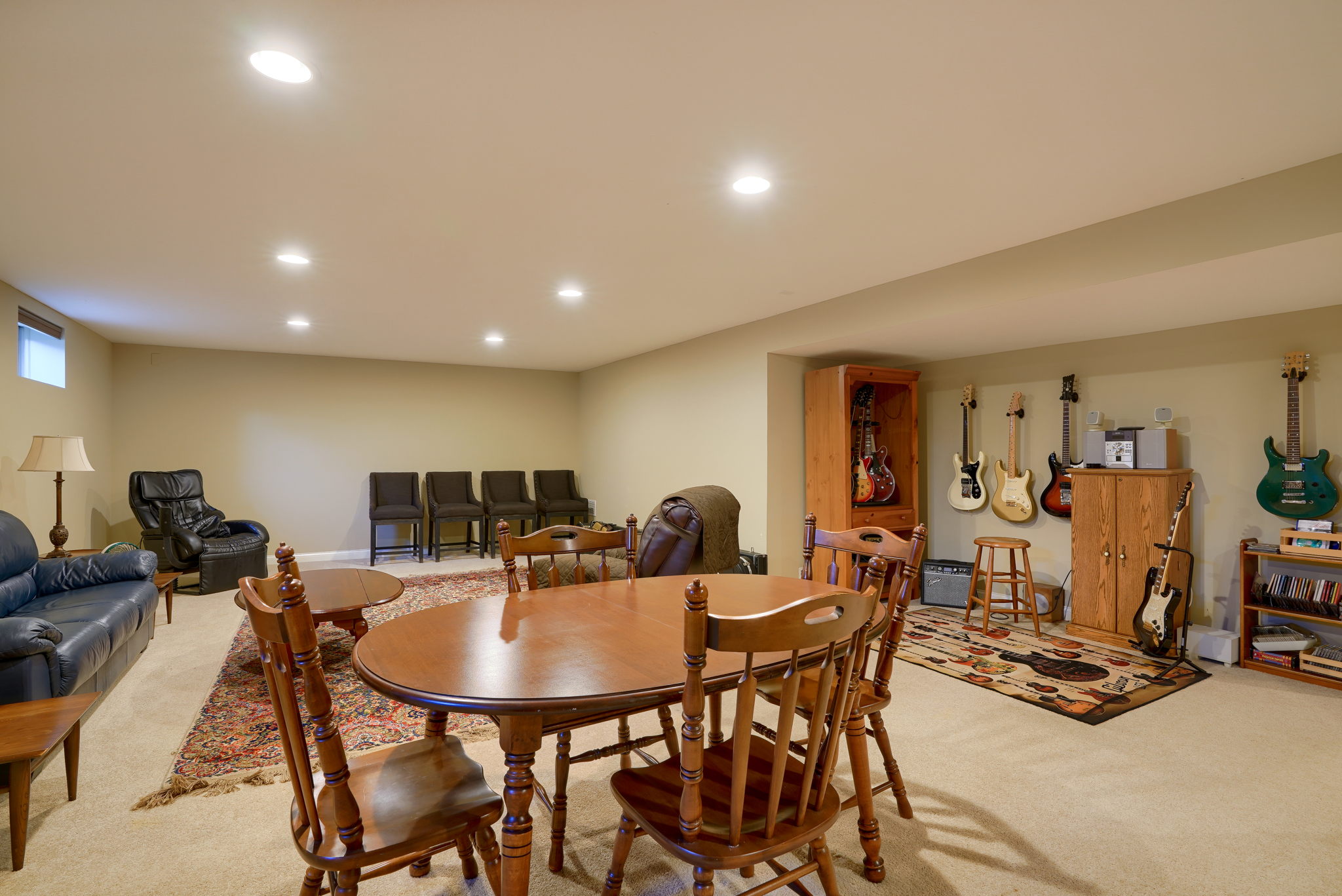 3676 Sutton Place (58)