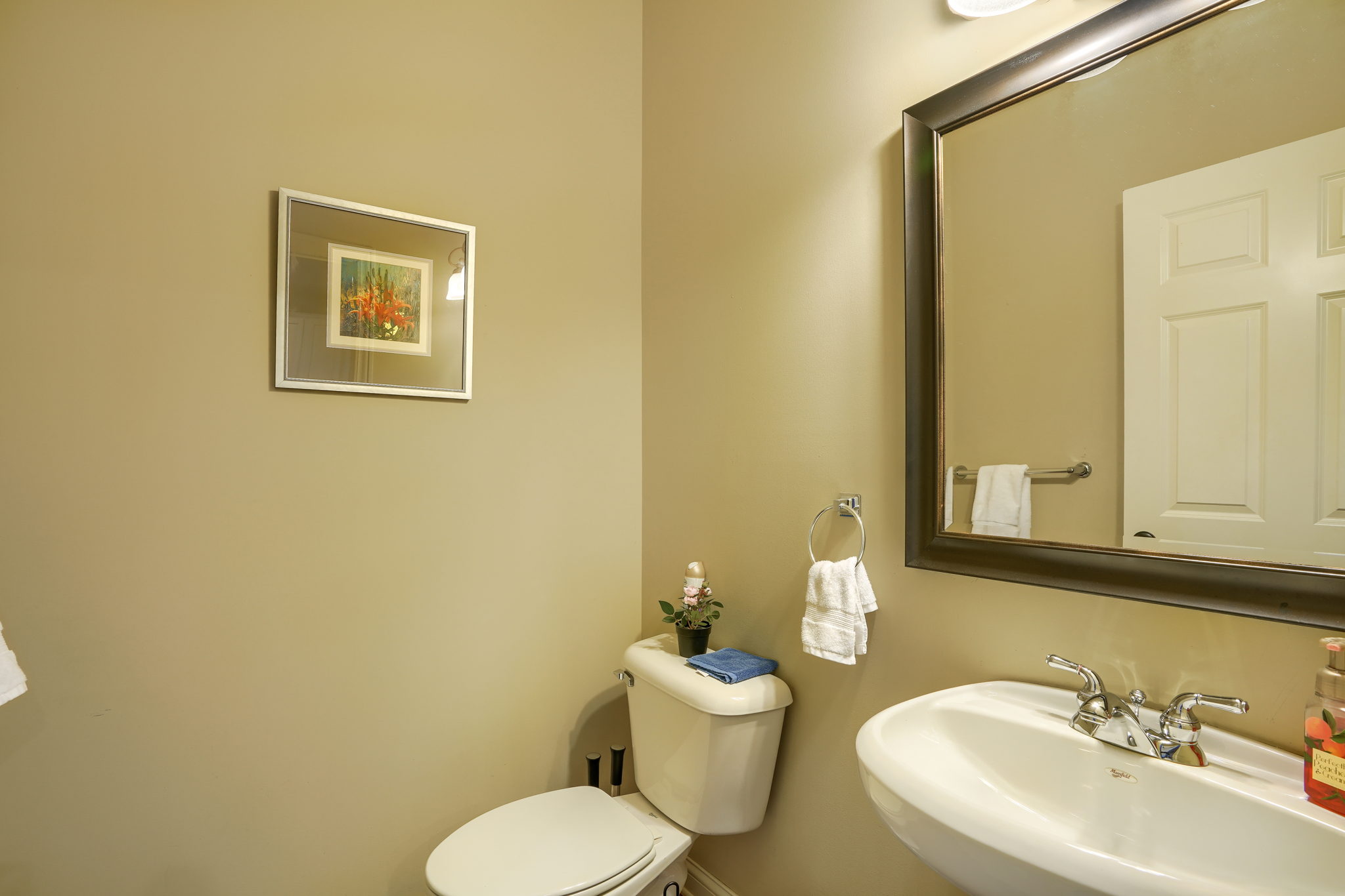 3676 Sutton Place (25)