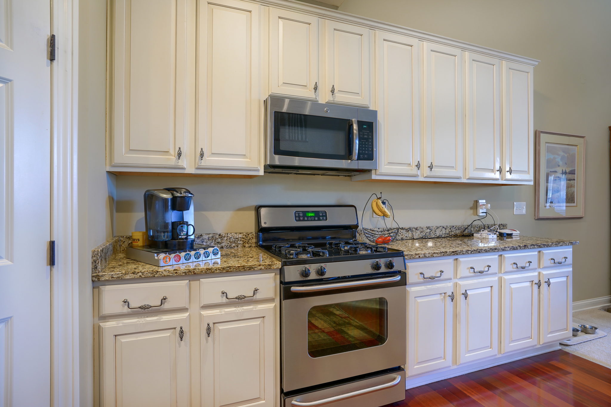 3676 Sutton Place (30)