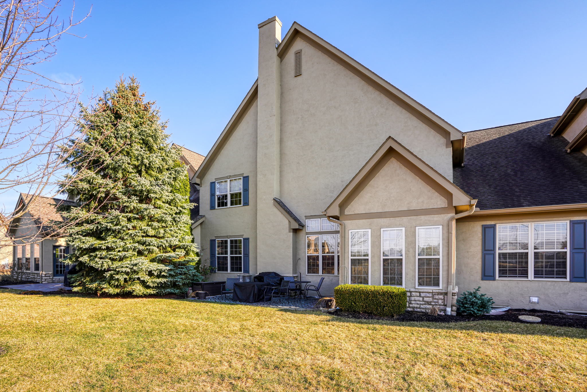 3676 Sutton Place (4)