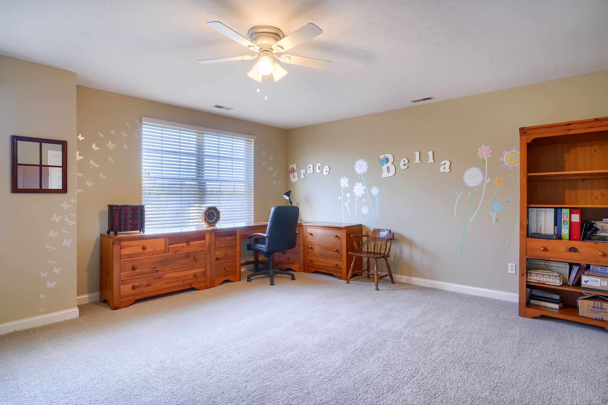 3676 Sutton Place (46)