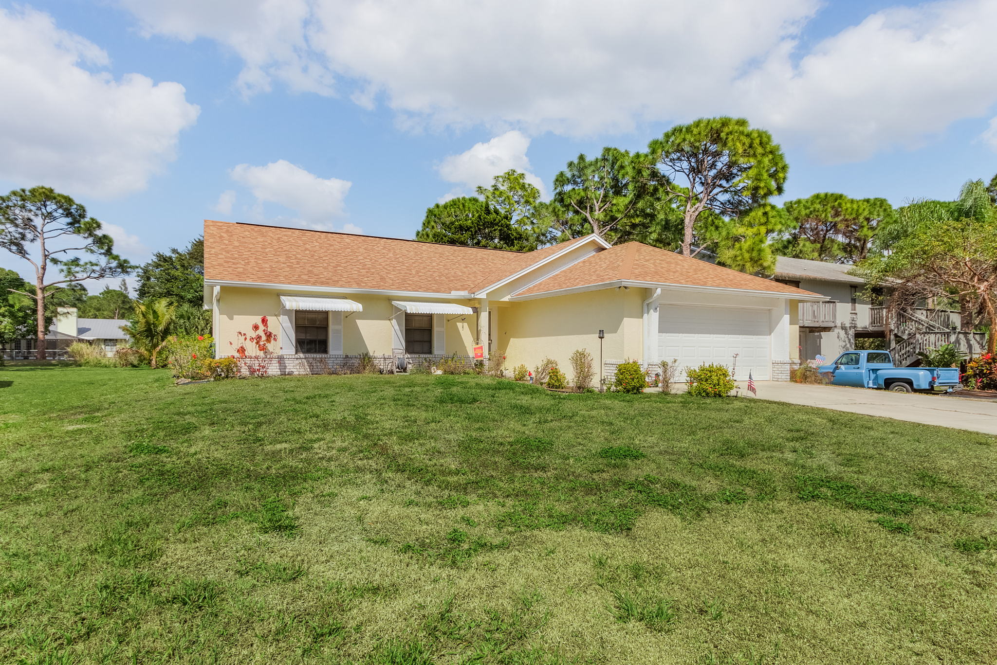 3676 Tropical Point Dr, St James City, FL 33956, USA Photo 1
