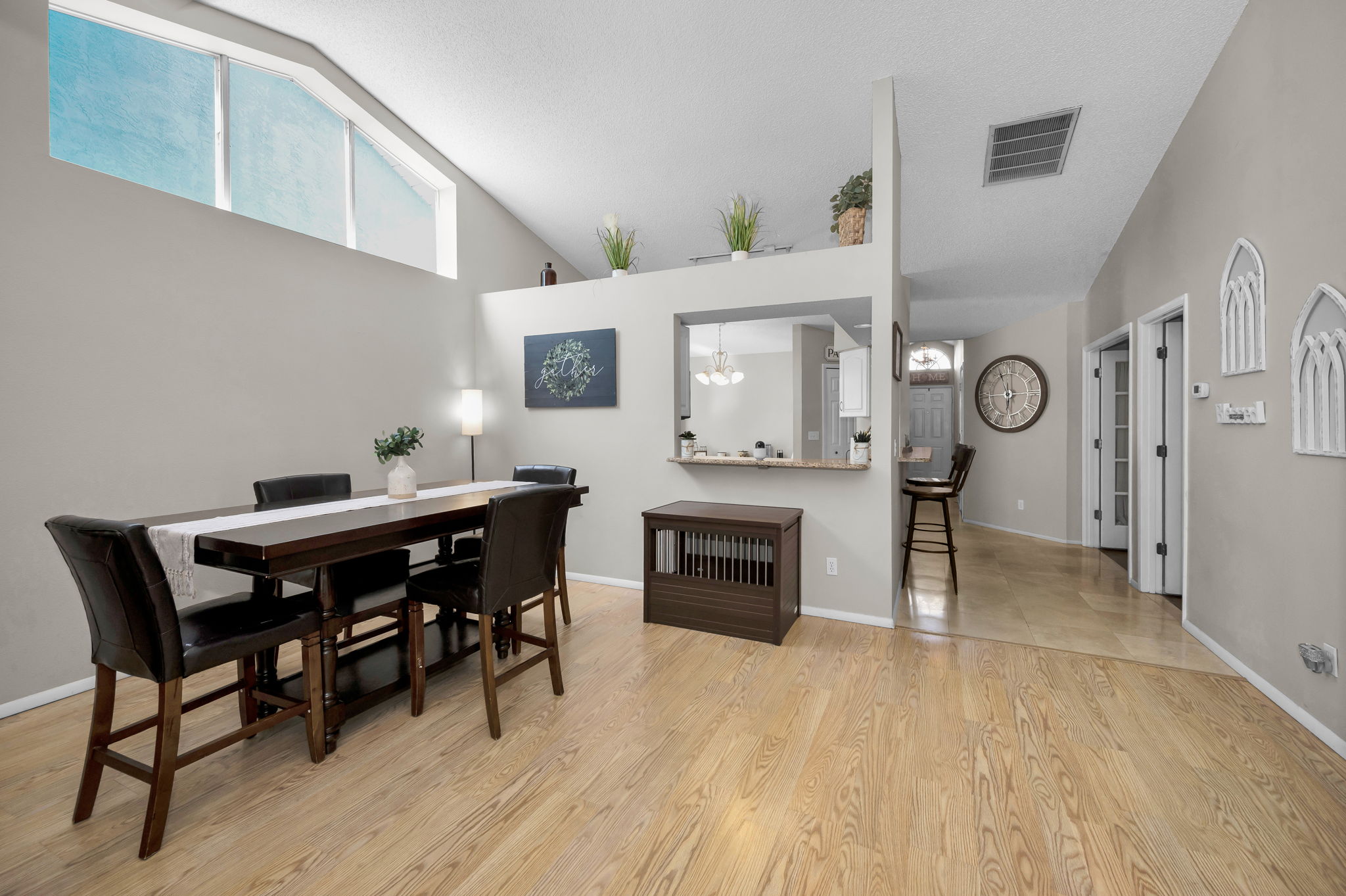 Dining Room4