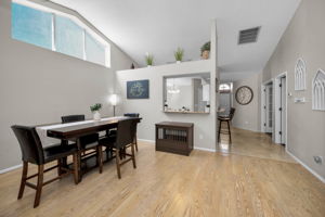 Dining Room4