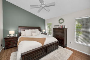 Primary Bedroom1a