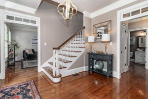 Entryway/Staircase