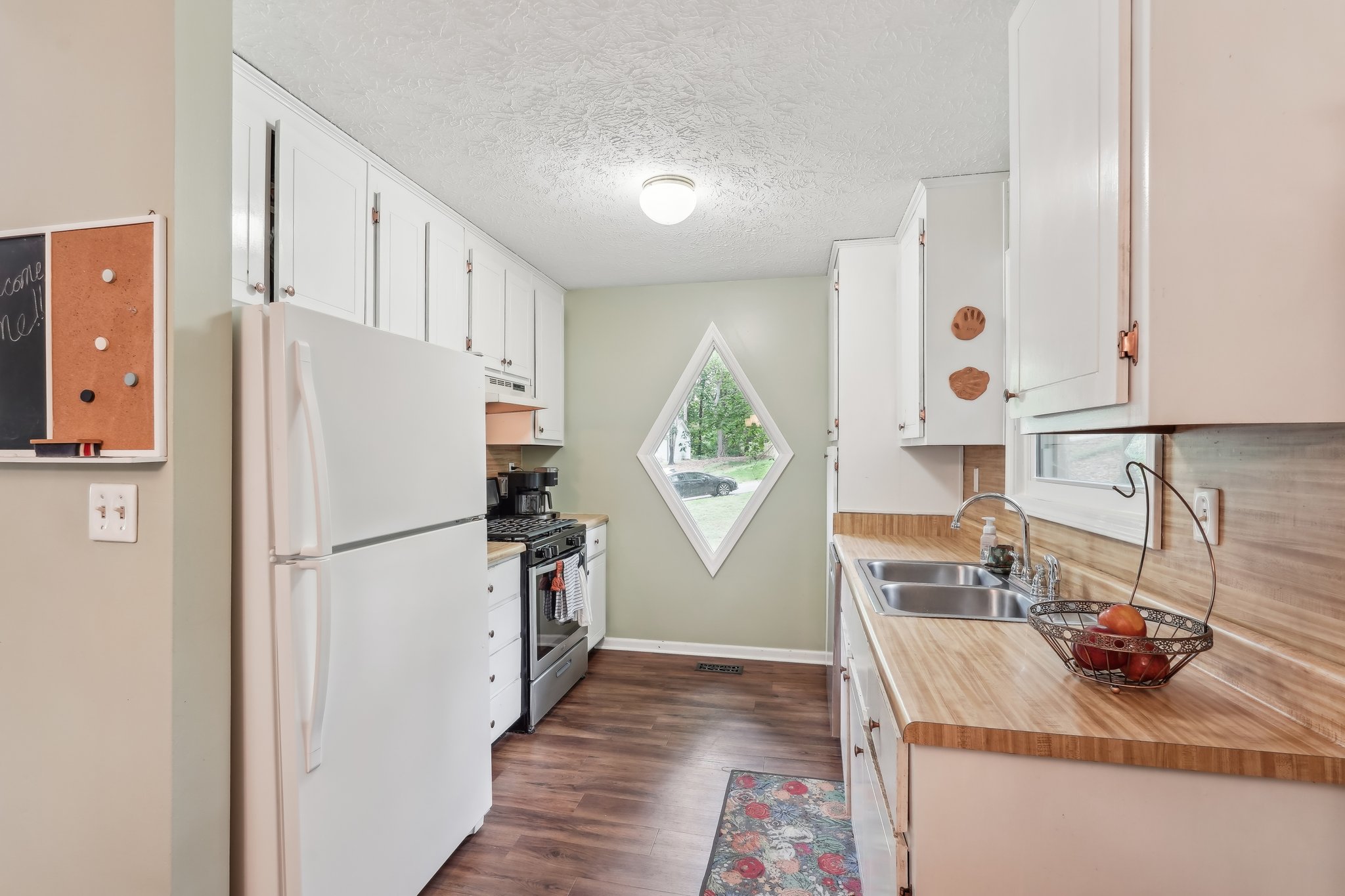 Regent Dr-3004-015.jpg