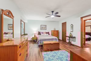 Regent Dr-3004-025.jpg
