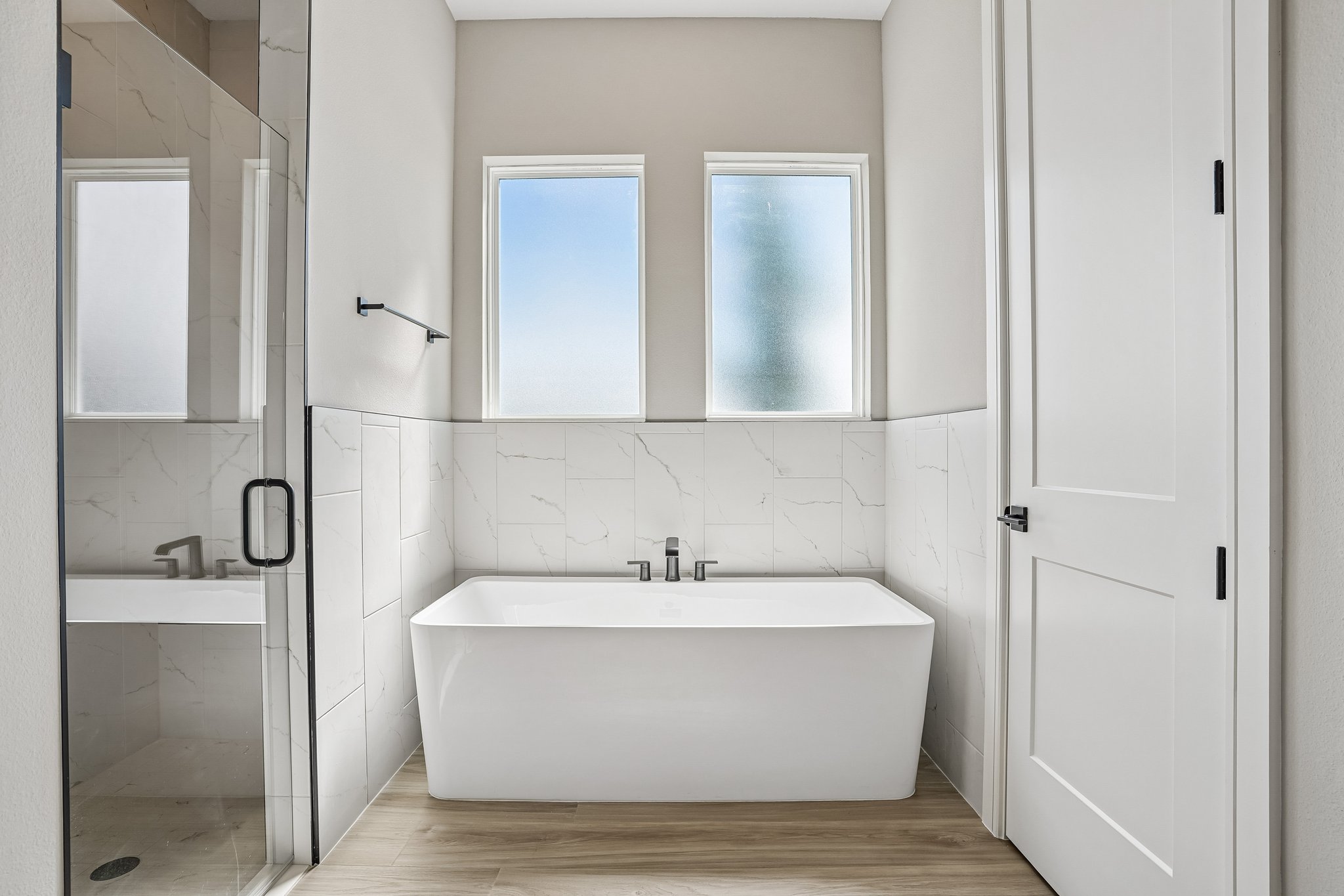 Sundowner Trl-S1710-025.jpg