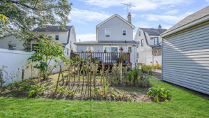 368 Hewlett Pkwy, Hewlett, NY 11557, USA Photo 3