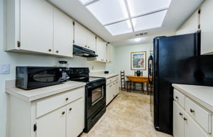 Kitchen 1-2