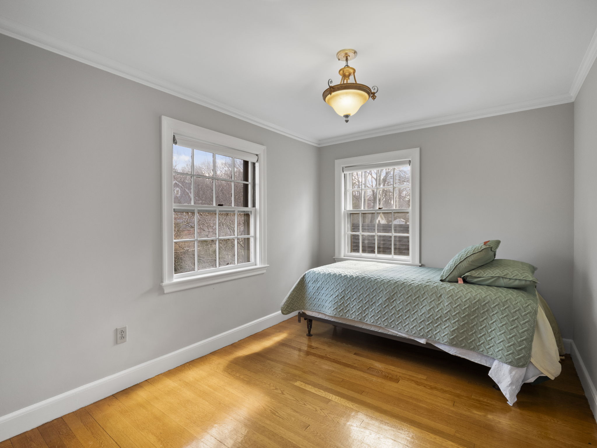 368 W Roxbury Pkwy, Boston, MA 31