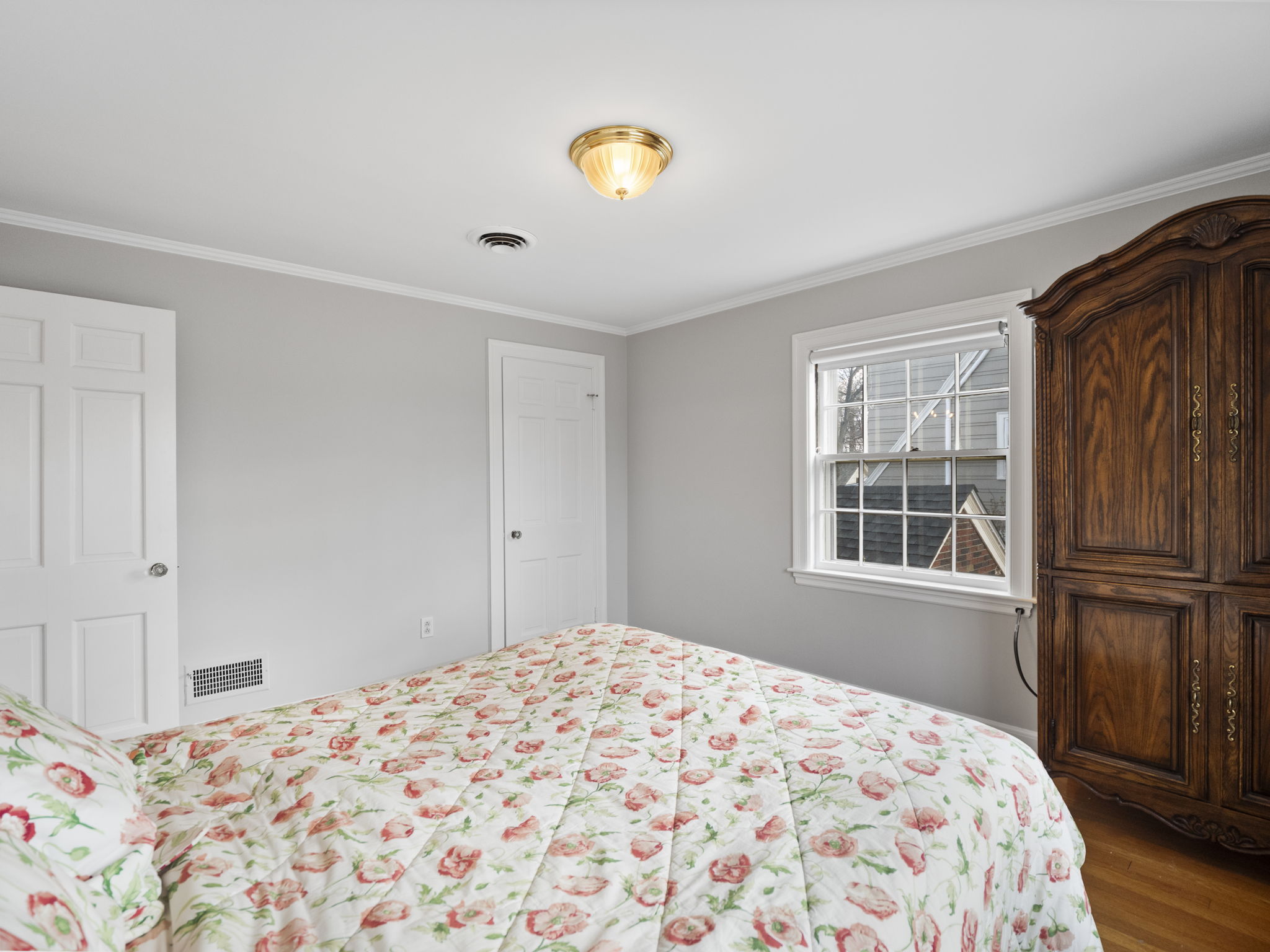 368 W Roxbury Pkwy, Boston, MA 36