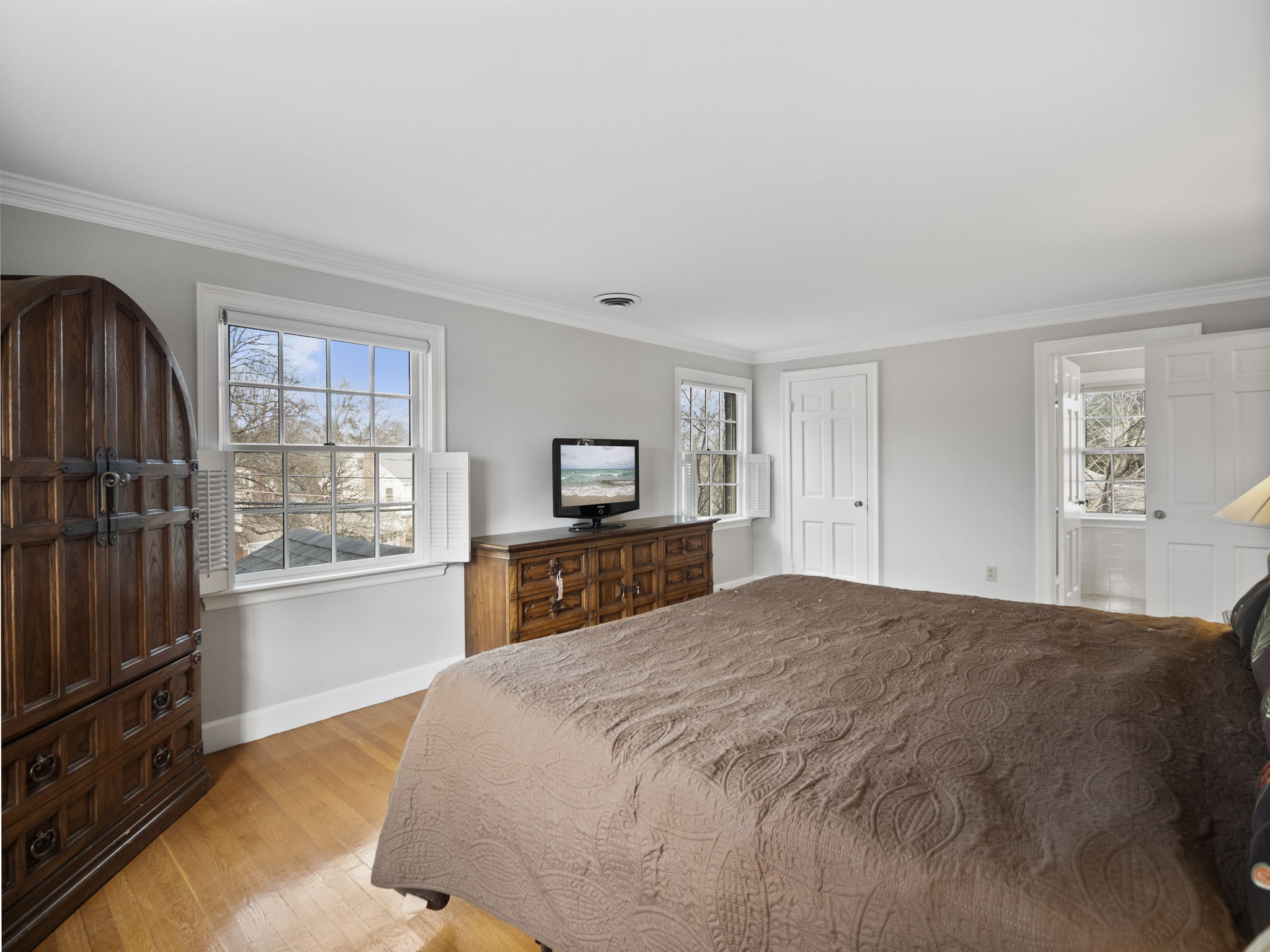 368 W Roxbury Pkwy, Boston, MA 48