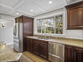 368 W Roxbury Pkwy, Boston, MA 26
