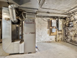 368 W Roxbury Pkwy, Boston, MA 5