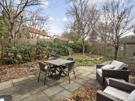 368 W Roxbury Pkwy, Boston, MA 54