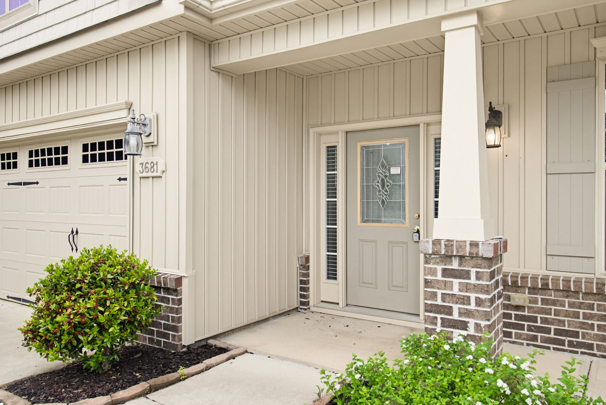 3681 Vestavia Dr-3