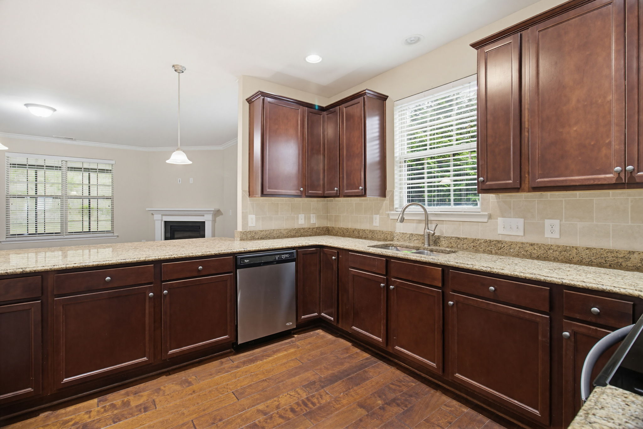3681 Vestavia Dr-6