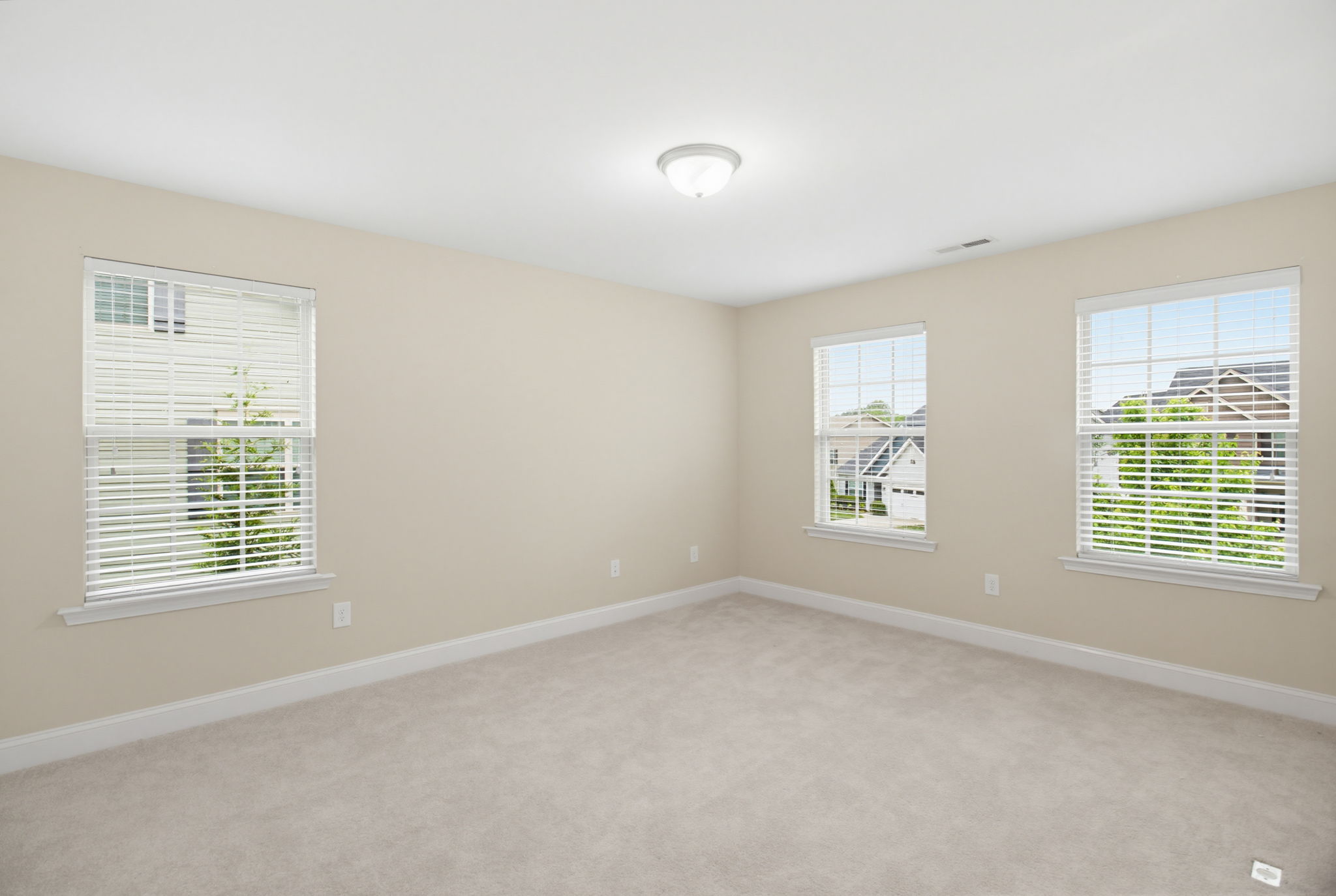 3681 Vestavia Dr-17
