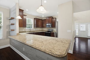 3681 Vestavia Dr-9