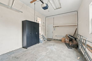  Photo 49