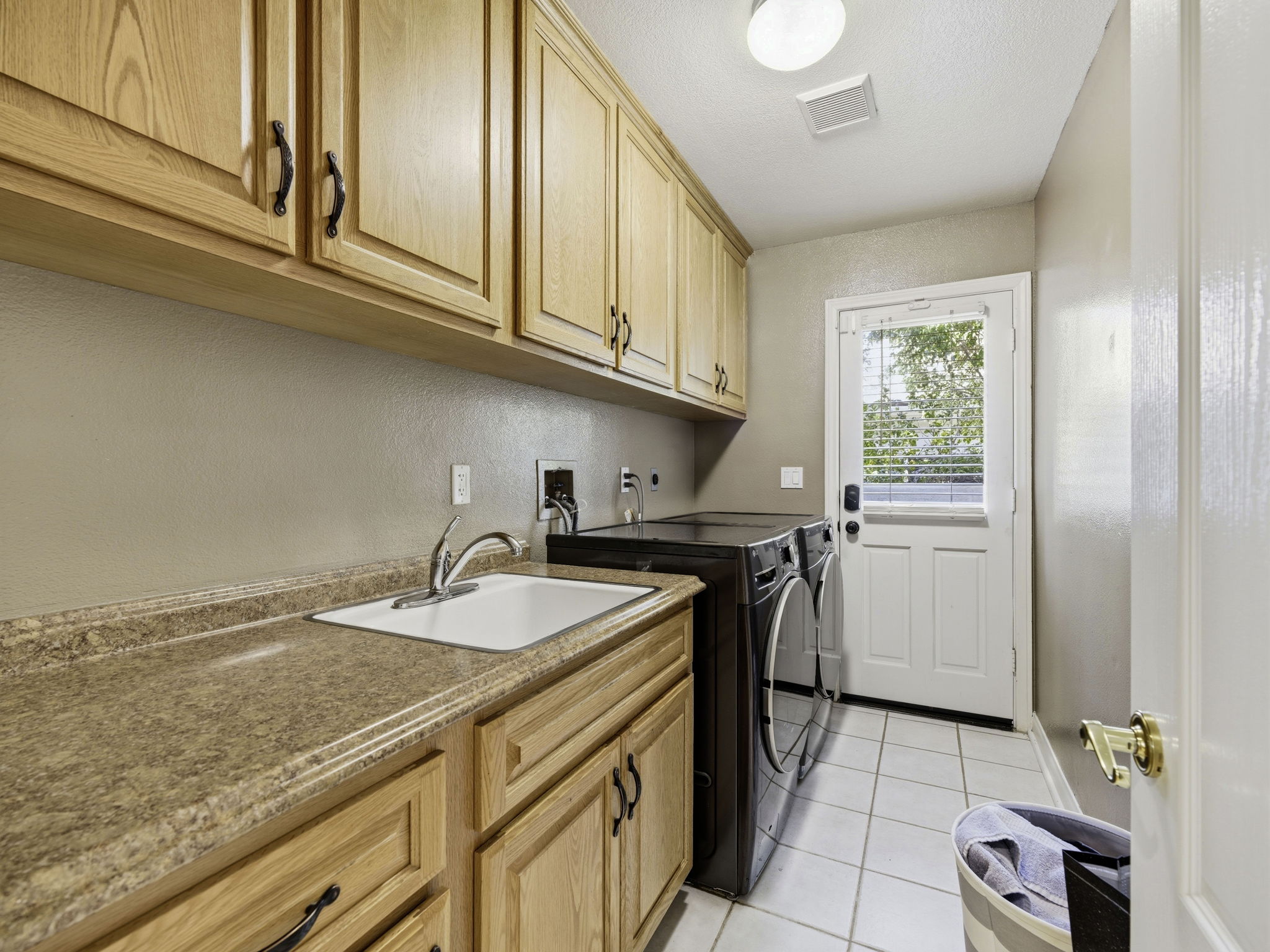 Laundry Room 1st floor