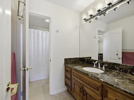 Jack and Jill hallway bath access