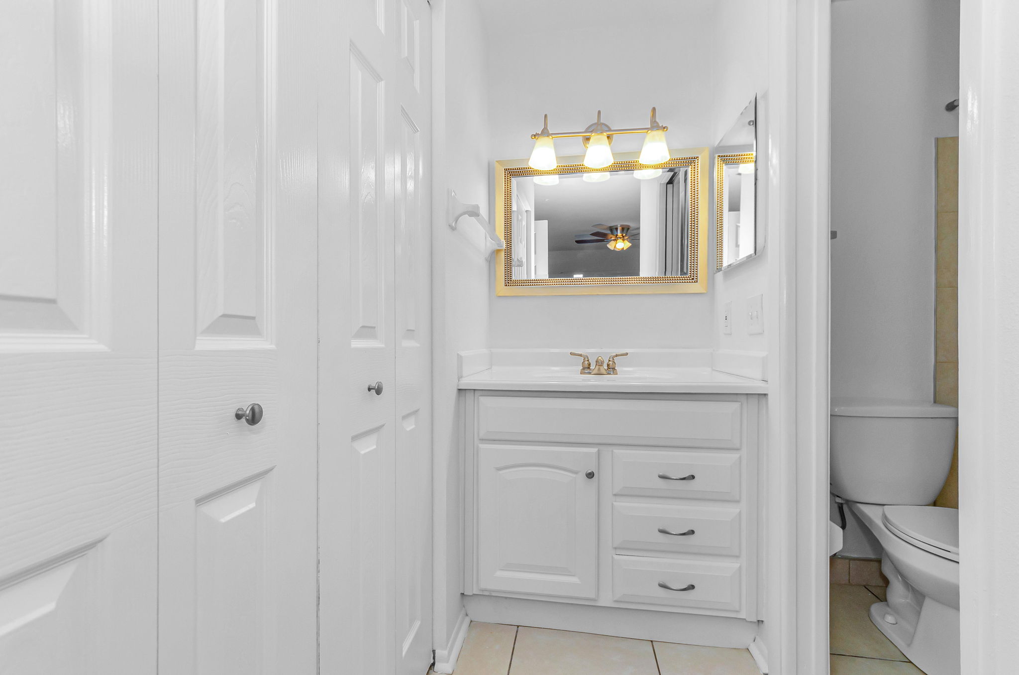 Primary Bathroom1a