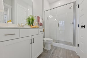 Crop Rd-S1803-038.jpg