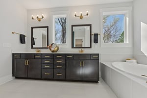 Crop Rd-S1803-061.jpg