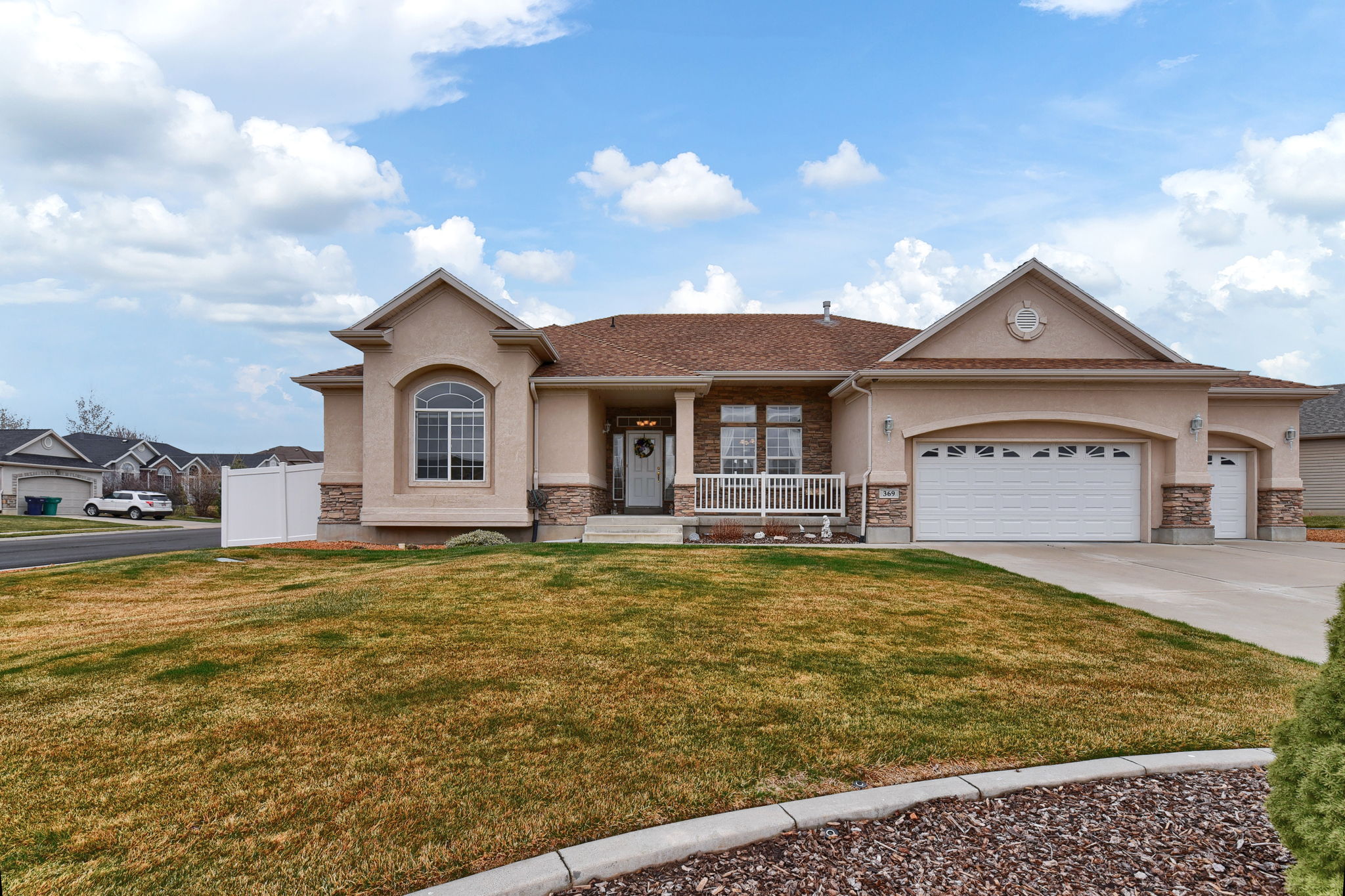  369 E 2200 S, Clearfield, UT 84015, US
