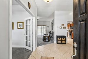 Maplewood Dr-S0705-005.jpg