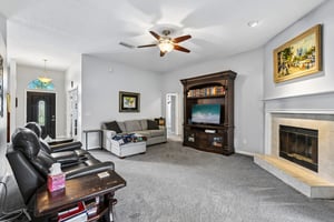 Maplewood Dr-S0705-008.jpg