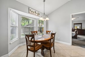 Maplewood Dr-S0705-010.jpg