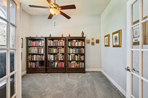 Maplewood Dr-S0705-018.jpg