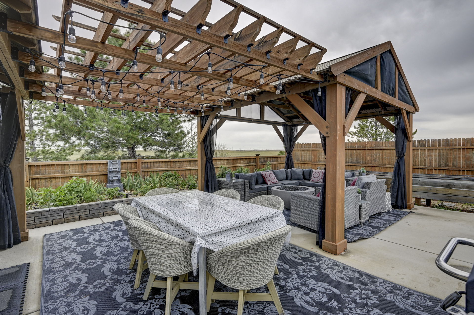  Photo 54