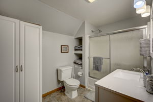  Photo 36