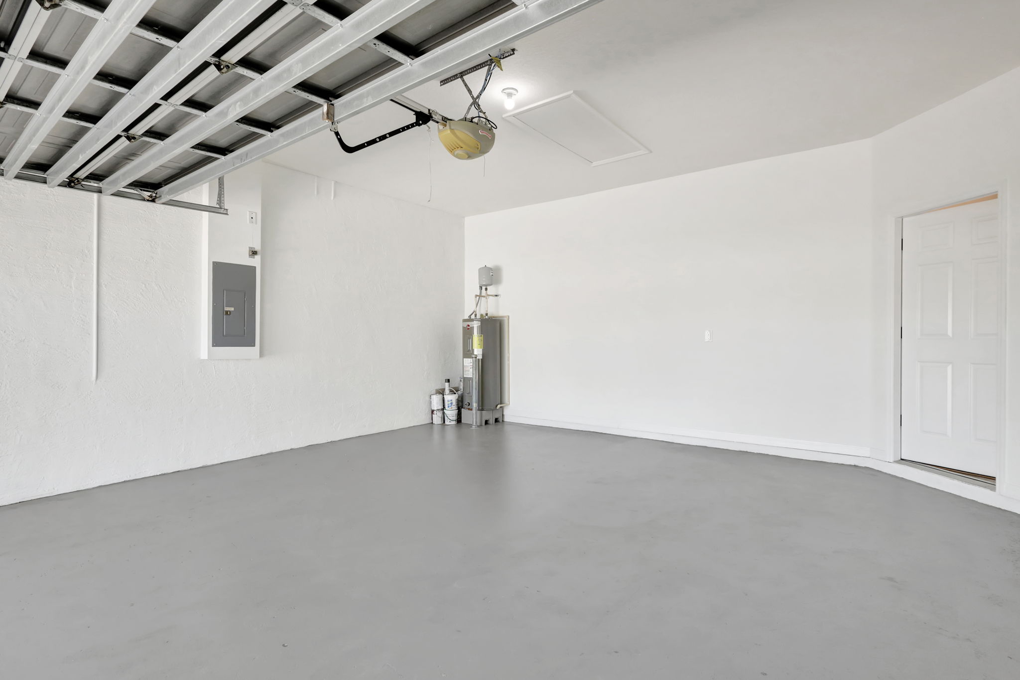  Photo 44