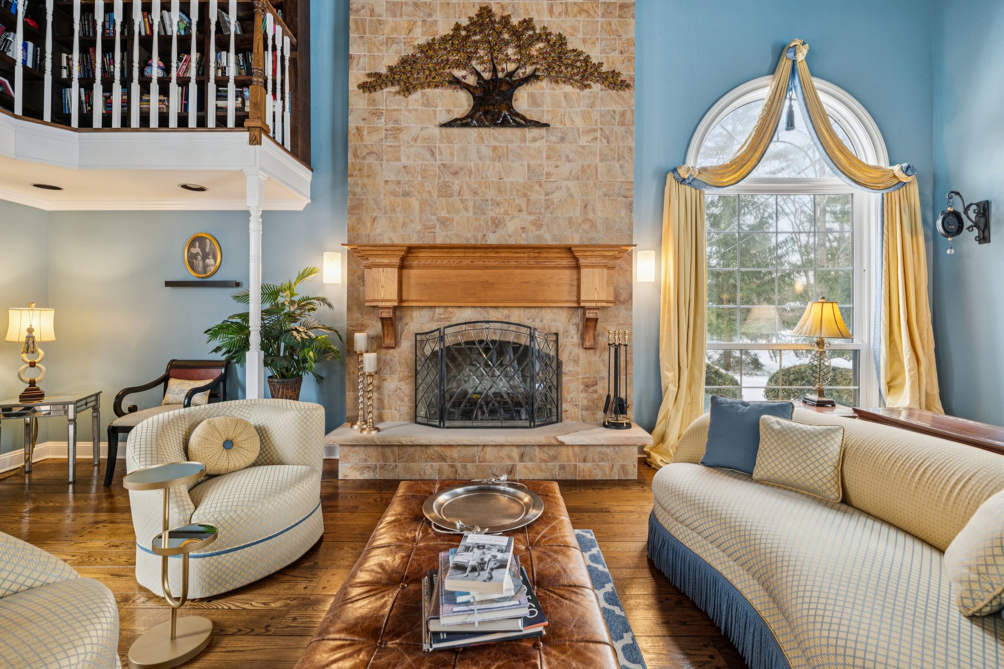 Bridle Path-S1102-009.jpg