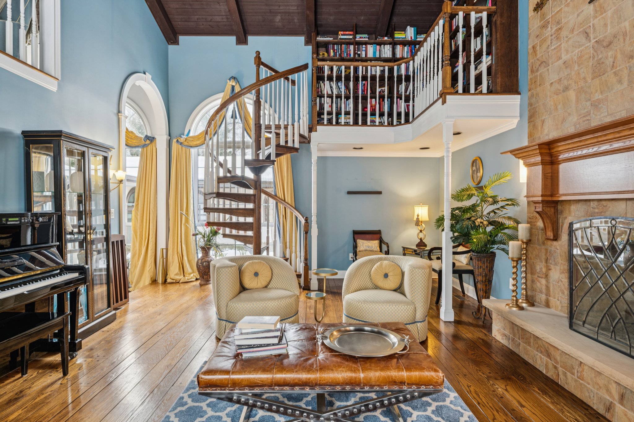 Bridle Path-S1102-010.jpg