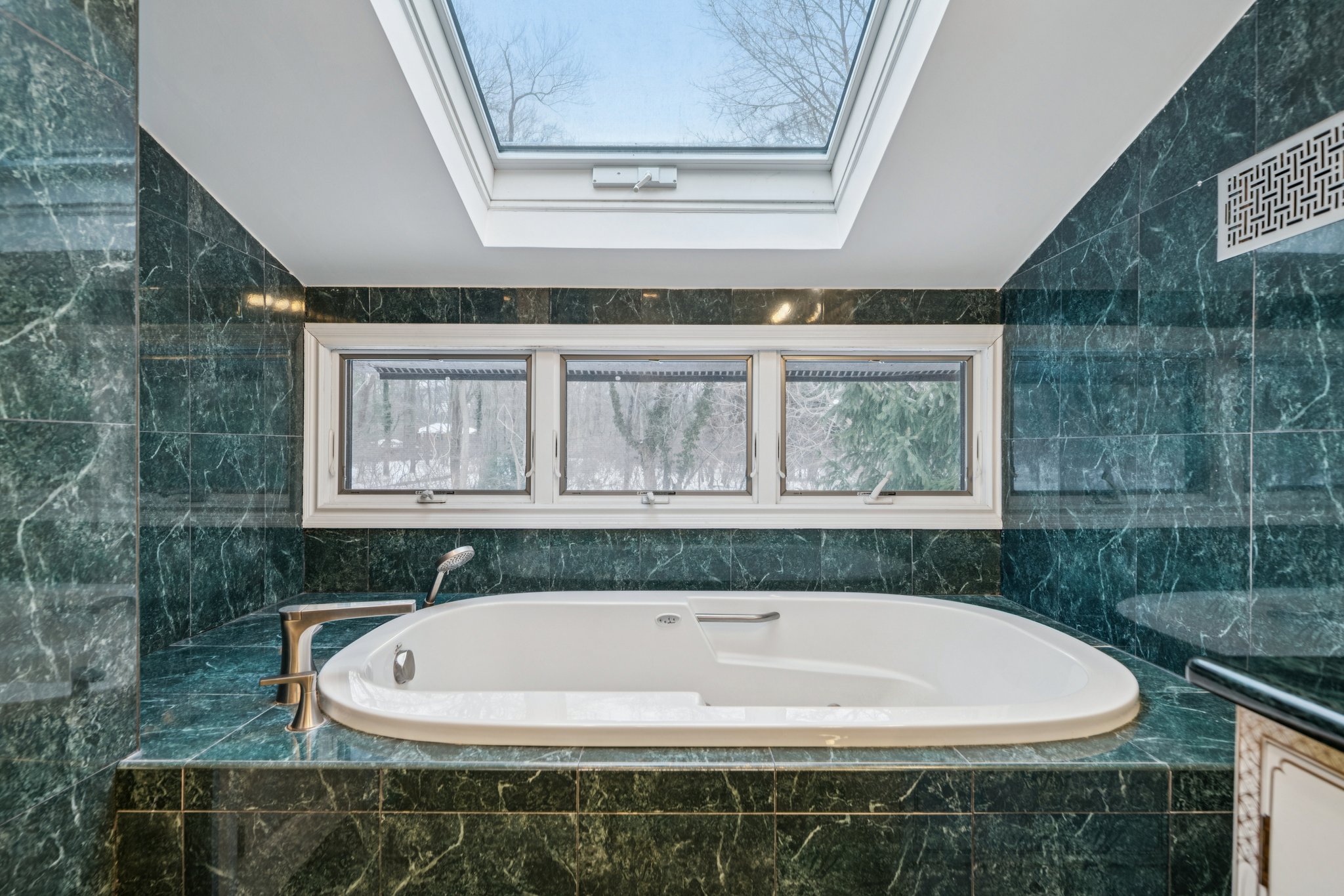 Bridle Path-S1102-050.jpg