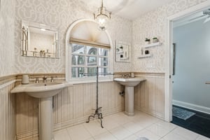 Bridle Path-S1102-038.jpg