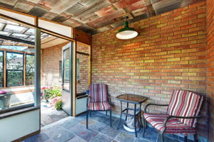  Photo 34