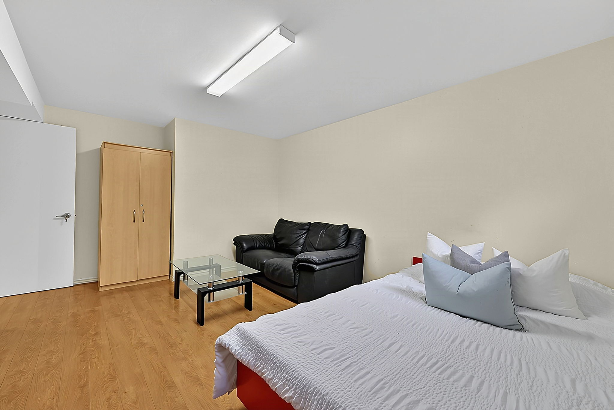  Photo 45